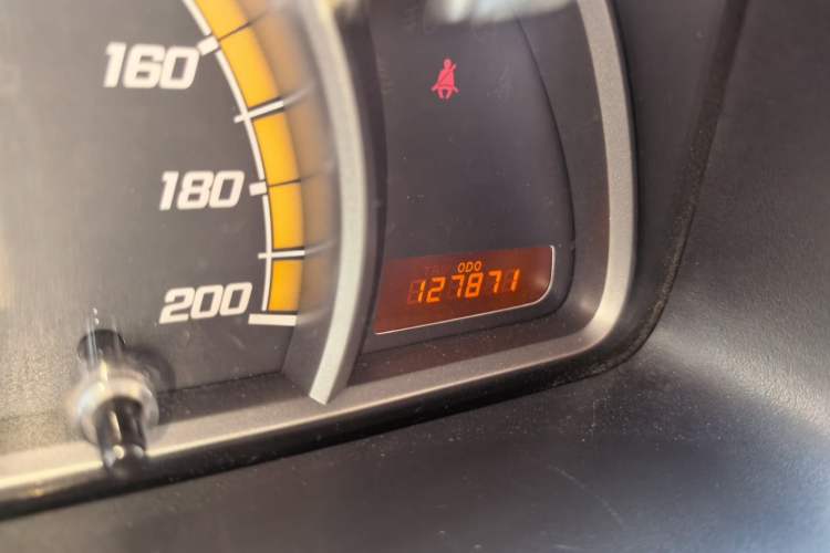 Used Chevrolet Sail 2013 Sedan 1.2L Manual Fashionable Happiness Edition Odometer Close Up