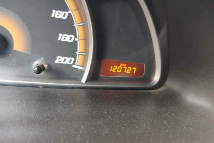 Used Chevrolet Sail 2013 Sedan 1.2L Manual Ideal Edition Odometer Close Up