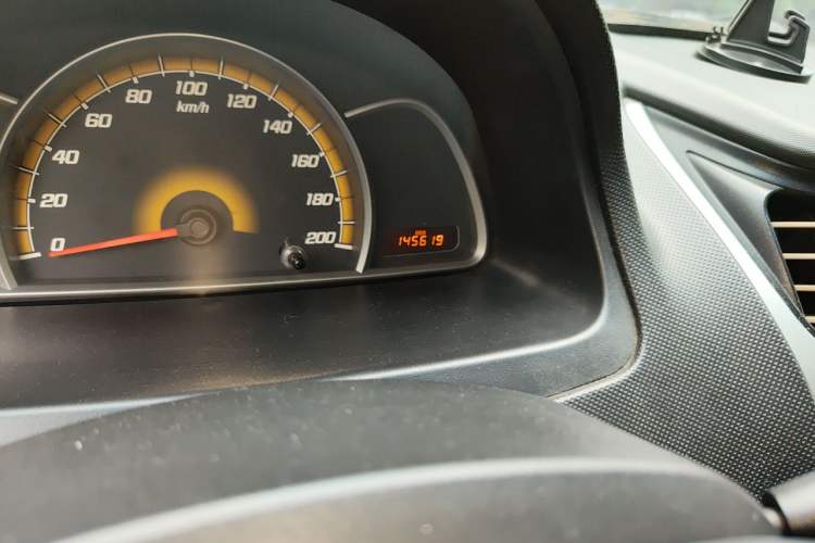 Used Chevrolet Sail 2013 Sedan 1.4L Manual Ideal Happiness Edition Odometer Close Up