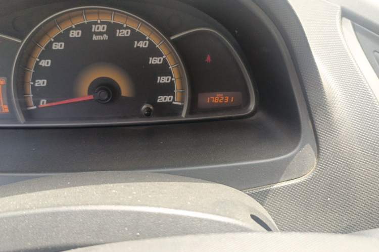 Used Chevrolet Sail 2013 Sedan 1.4L Manual - Youyi Happiness Edition Odometer Close Up