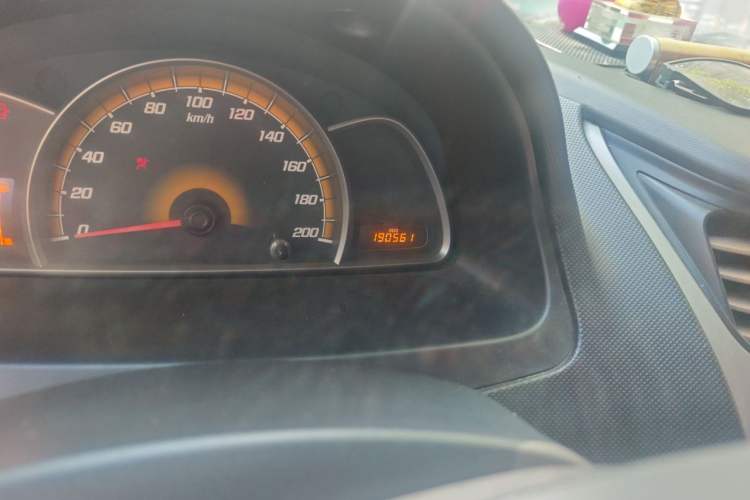 Used Chevrolet Sail 2013 Sedan 1.4L Manual Ideal Happiness Edition Odometer Close Up