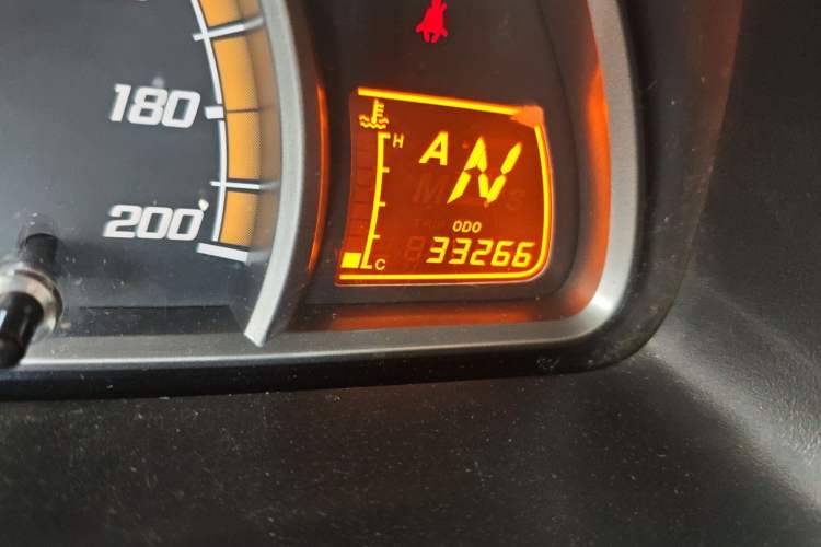 Used Chevrolet Sail 2013 Sedan 1.4L AMT Enjoy Edition Odometer Close Up