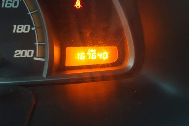 Used Chevrolet Sail 2013 Sedan 1.4L Manual Ideal Happiness Edition Odometer Close Up