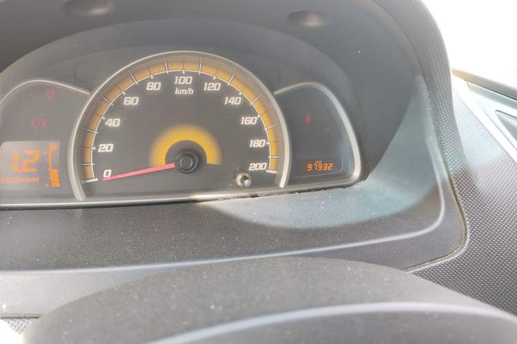 Used Chevrolet Sail 2013 Sedan 1.4L Manual - Youyi Happiness Edition Odometer Close Up
