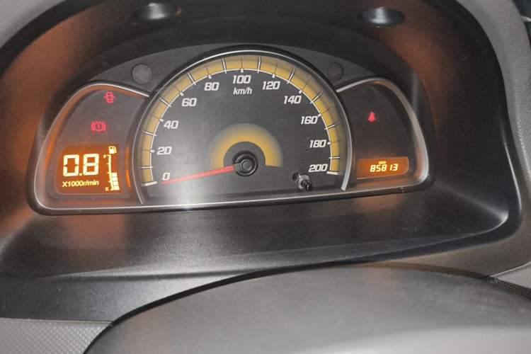 Used Chevrolet Sail 2013 Sedan 1.2L Manual Fashion Edition Odometer Close Up