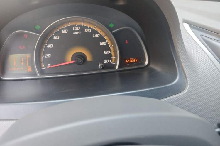 Used Chevrolet Sail 2013 Sedan 1.4L Manual Ideal Happiness Edition Odometer Close Up