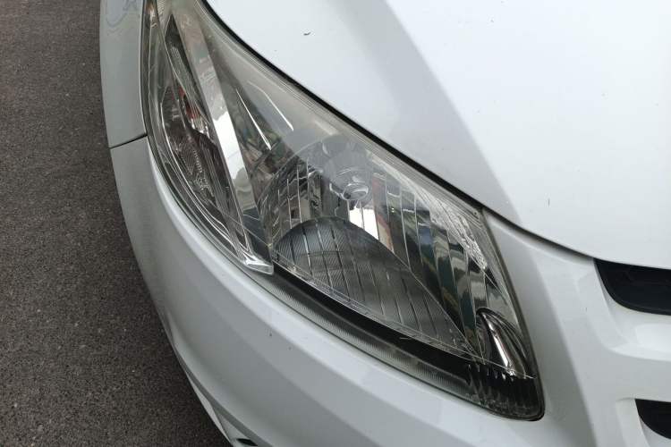 Used Chevrolet Sail 2013 Sedan 1.2L Manual Fashion Edition Right Front Headlight