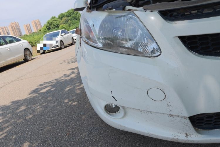 Used Chevrolet Sail 2013 Sedan 1.4L Manual - Youyi Happiness Edition Right Front Headlight