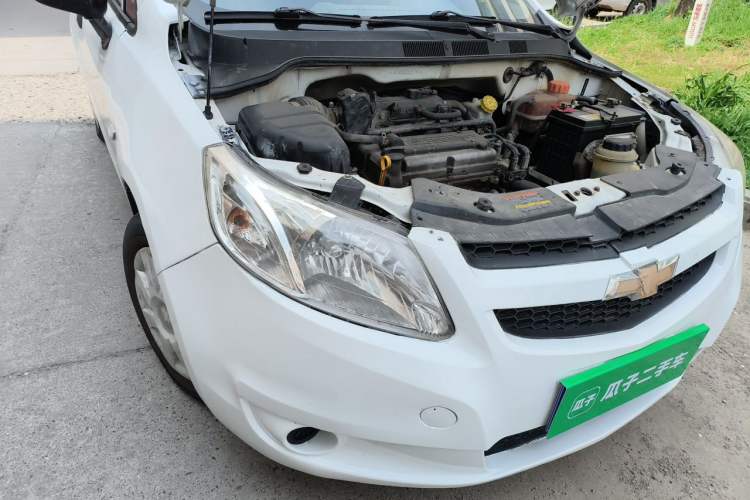 Used Chevrolet Sail 2013 Sedan 1.2L AMT Ideal Edition Right Front Headlight
