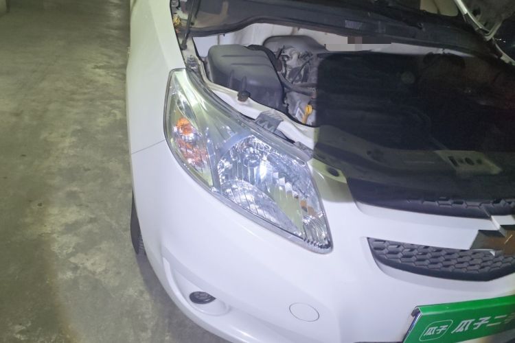 Used Chevrolet Sail 2013 Sedan 1.2L Manual Fashionable Happiness Edition Right Front Headlight