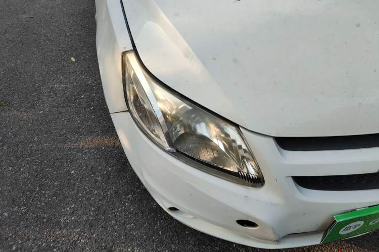 Used Chevrolet Sail 2013 Sedan 1.2L Manual Fashion Edition Right Front Headlight