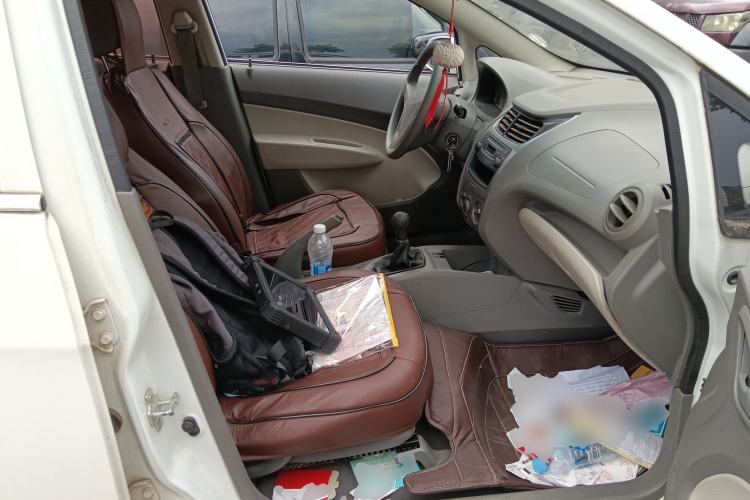 Used Chevrolet Sail 2013 Sedan 1.2L Manual Warm Edition Right Front Seat