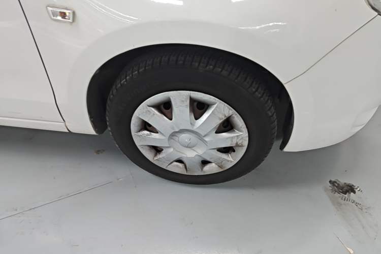 Used Chevrolet Sail 2013 Sedan 1.4L AMT Enjoy Edition Right Front Wheel Hub