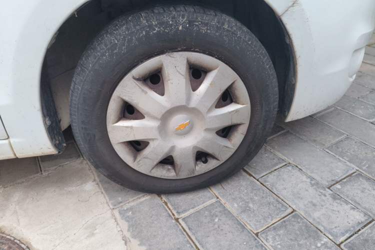 Used Chevrolet Sail 2013 Sedan 1.4L AMT Enjoy Edition Right Front Wheel Hub