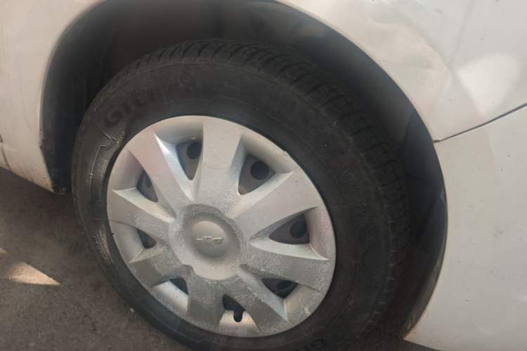 Used Chevrolet Sail 2013 Sedan 1.4L Manual Ideal Happiness Edition Right Front Wheel Hub