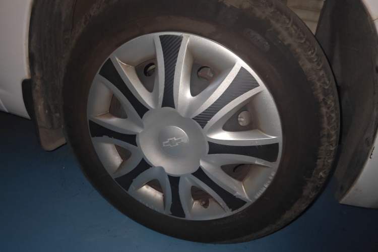 Used Chevrolet Sail 2013 Sedan 1.2L AMT Ideal Edition Right Front Wheel Hub