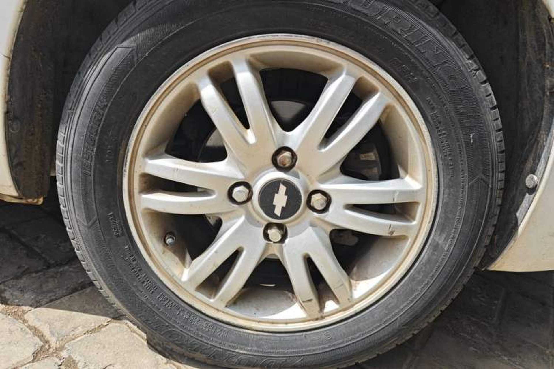 Used Chevrolet Sail 2013 Sedan 1.2L AMT Ideal Edition Right Front Wheel Hub