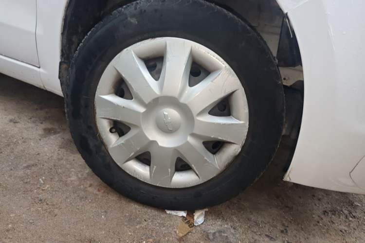 Used Chevrolet Sail 2013 Sedan 1.2L AMT Ideal Edition Right Front Wheel Hub