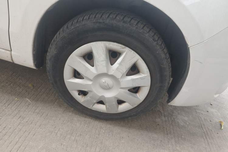 Used Chevrolet Sail 2013 Sedan 1.4L Manual Ideal Happiness Edition Right Front Wheel Hub