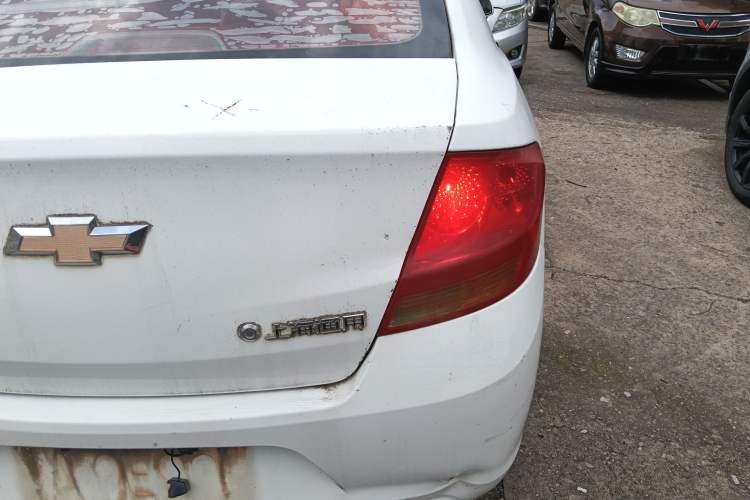 Used Chevrolet Sail 2013 Sedan 1.2L Manual Warm Edition Right Rear Taillight
