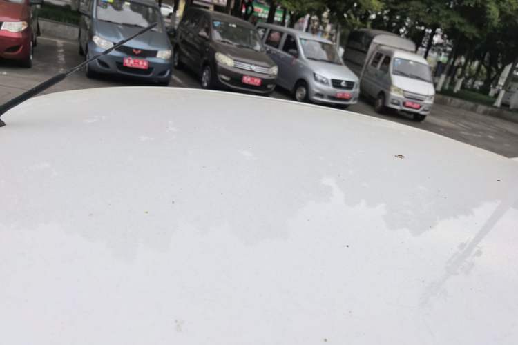 Used Chevrolet Sail 2013 Sedan 1.2L Manual Fashionable Happiness Edition Roof