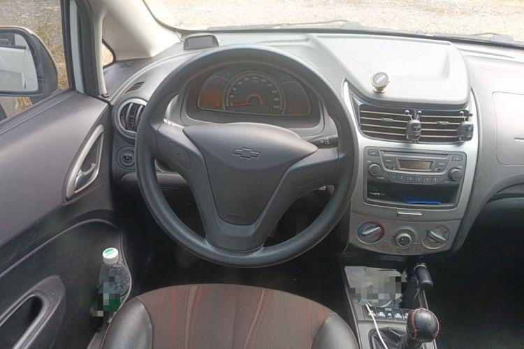 Used Chevrolet Sail 2013 Sedan 1.2L Manual Fashionable Happiness Edition Steering Wheel