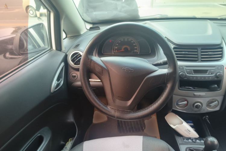 Used Chevrolet Sail 2013 Sedan 1.4L Manual Ideal Happiness Edition Steering Wheel