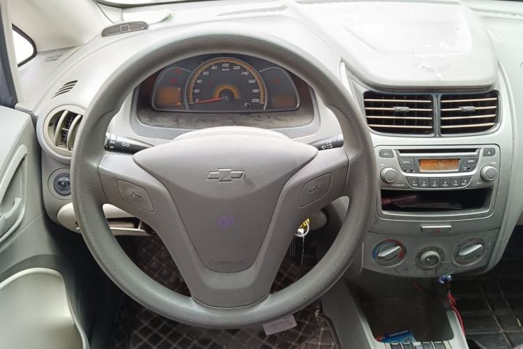 Used Chevrolet Sail 2013 Sedan 1.2L Manual Fashion Edition Steering Wheel
