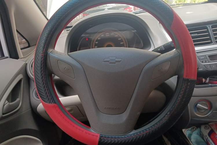 Used Chevrolet Sail 2013 Sedan 1.2L Manual Warm Edition Steering Wheel