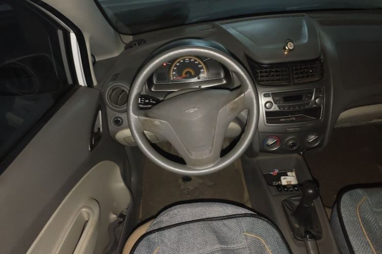 Used Chevrolet Sail 2013 Sedan 1.4L Manual - Youyi Happiness Edition Steering Wheel
