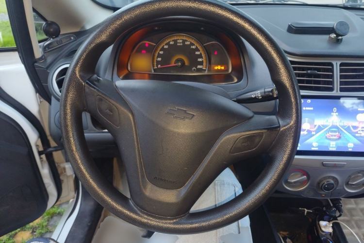 Used Chevrolet Sail 2013 Sedan 1.2L Manual Fashionable Happiness Edition Steering Wheel