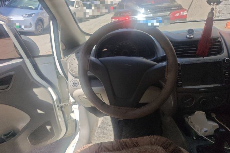 Used Chevrolet Sail 2013 Sedan 1.2L Manual Warm Edition Steering Wheel