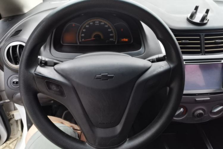 Used Chevrolet Sail 2013 Sedan 1.4L Manual Ideal Happiness Edition Steering Wheel