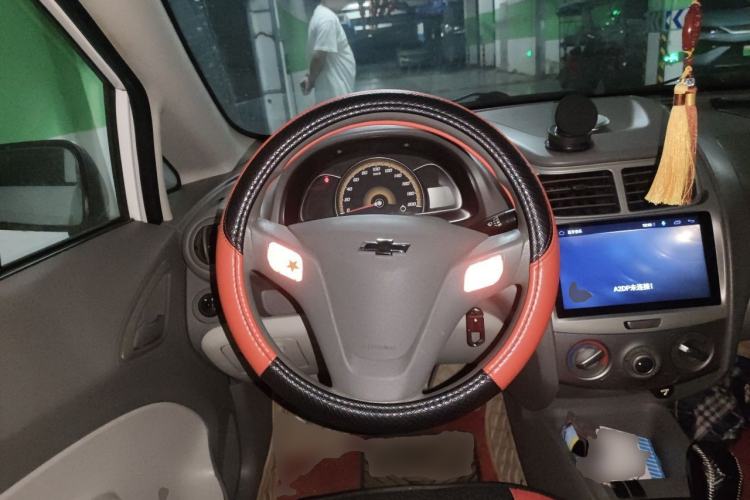 Used Chevrolet Sail 2013 Hatchback 1.2L AMT Ideal Edition Steering Wheel