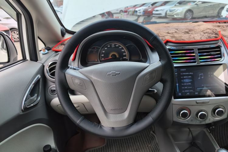 Used Chevrolet Sail 2013 Sedan 1.2L Manual Fashionable Happiness Edition Steering Wheel