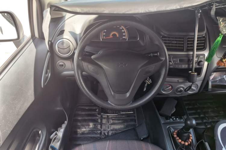 Used Chevrolet Sail 2013 Sedan 1.2L Manual Fashionable Happiness Edition Steering Wheel