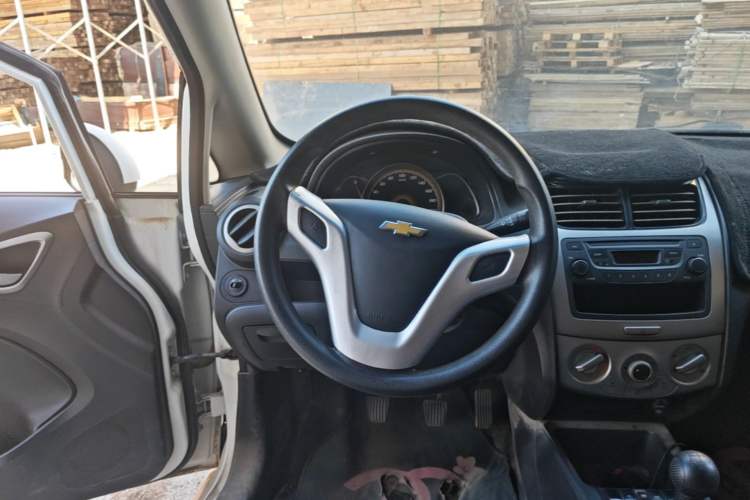 Used Chevrolet Sail 2013 Sedan 1.2L Manual Fashionable Happiness Edition Steering Wheel