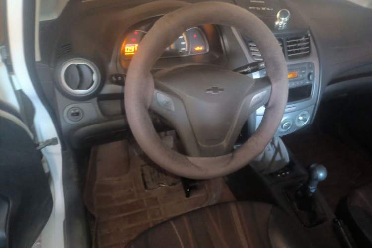 Used Chevrolet Sail 2013 Sedan 1.2L Manual Fashionable Happiness Edition Steering Wheel