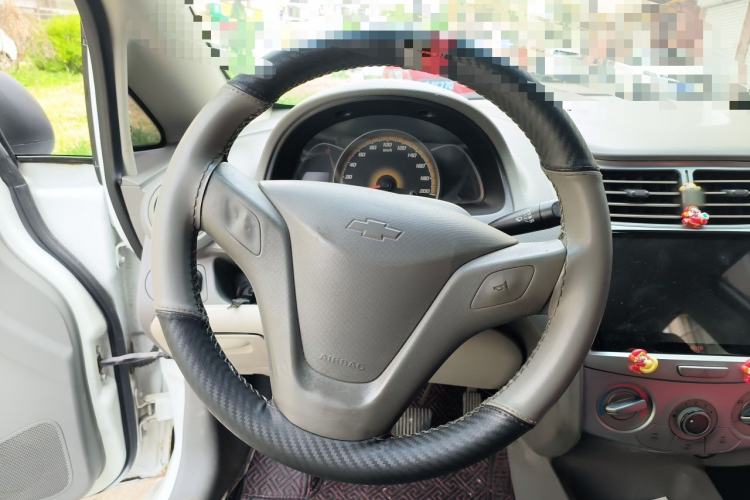 Used Chevrolet Sail 2013 Sedan 1.2L AMT Ideal Edition Steering Wheel