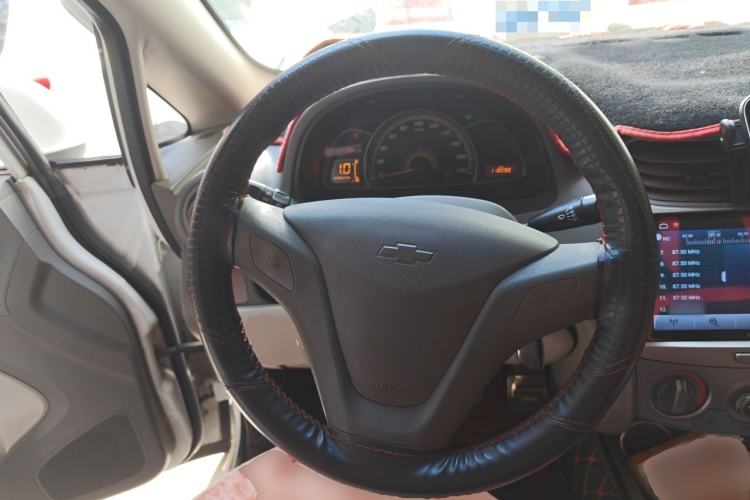 Used Chevrolet Sail 2013 Sedan 1.4L Manual Happiness Edition II Steering Wheel