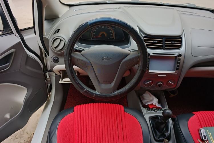 Used Chevrolet Sail 2013 Sedan 1.2L Manual Fashionable Happiness Edition Steering Wheel