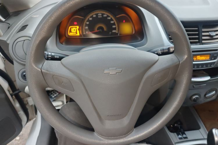 Used Chevrolet Sail 2013 Sedan 1.2L AMT Ideal Edition Steering Wheel