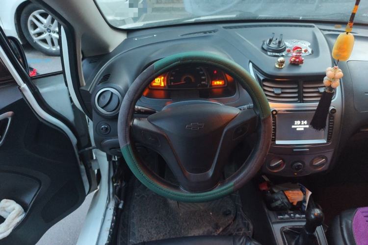 Used Chevrolet Sail 2013 Sedan 1.4L Manual Ideal Happiness Edition Steering Wheel