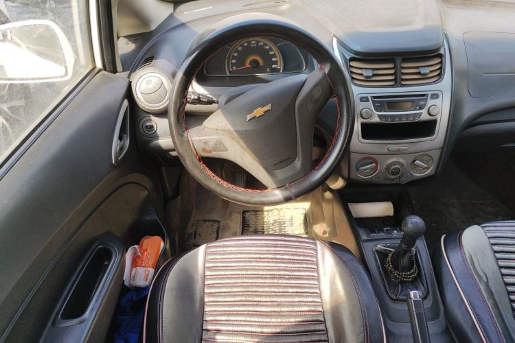 Used Chevrolet Sail 2013 Sedan 1.4L Manual - Youyi Happiness Edition Steering Wheel