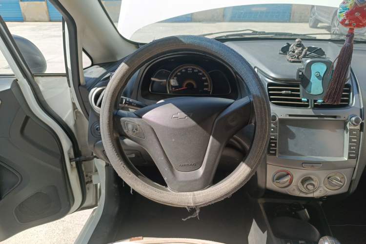 Used Chevrolet Sail 2013 Sedan 1.2L Manual Fashionable Happiness Edition Steering Wheel
