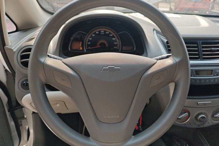Used Chevrolet Sail 2013 Sedan 1.2L Manual Fashion Edition Steering Wheel