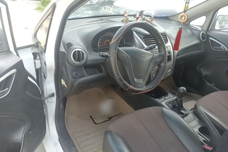 Used Chevrolet Sail 2013 Sedan 1.4L Manual Ideal Happiness Edition Steering Wheel