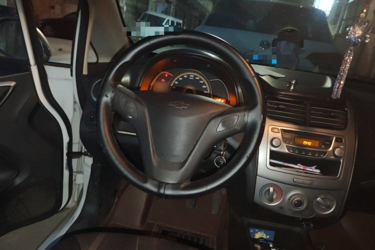 Used Chevrolet Sail 2013 Sedan 1.4L Manual Ideal Happiness Edition Steering Wheel