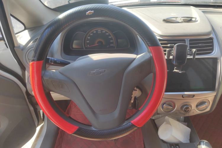 Used Chevrolet Sail 2013 Sedan 1.2L AMT Ideal Edition Steering Wheel