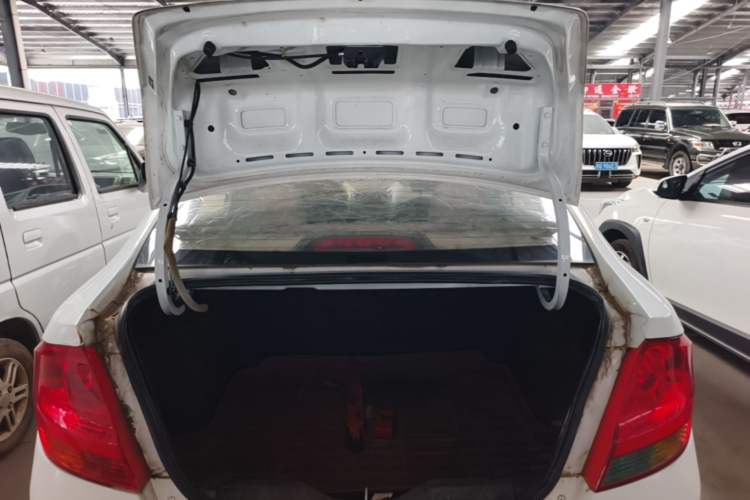 Used Chevrolet Sail 2013 Sedan 1.2L Manual Fashion Edition Trunk